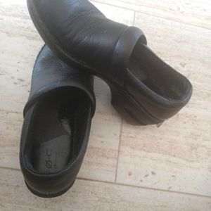 BOC Born Concept  Black  Clog Slip On great condition Women sz 8